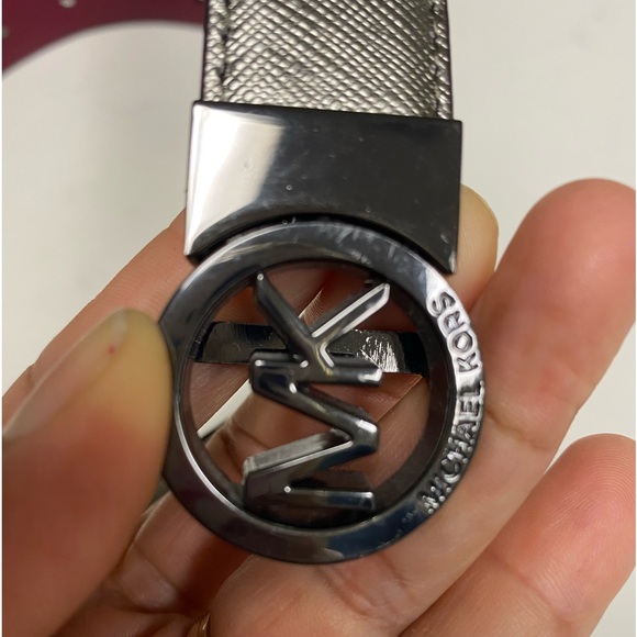 Michael Kors Twist Reversible Leather MK Logo Buckle Belt Red/Silver, Size M/L - Picture 11 of 16